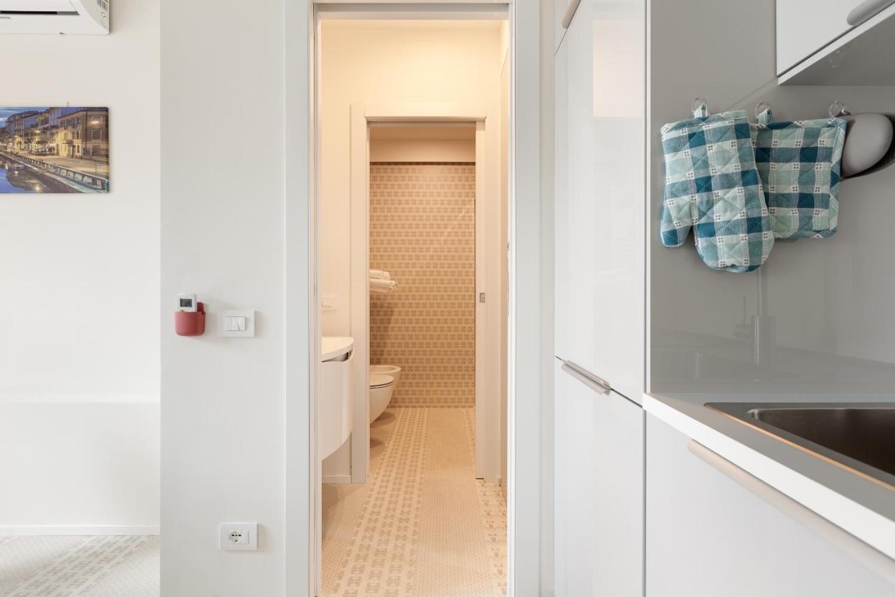 Milano Renovated Studio Apts Экстерьер фото
