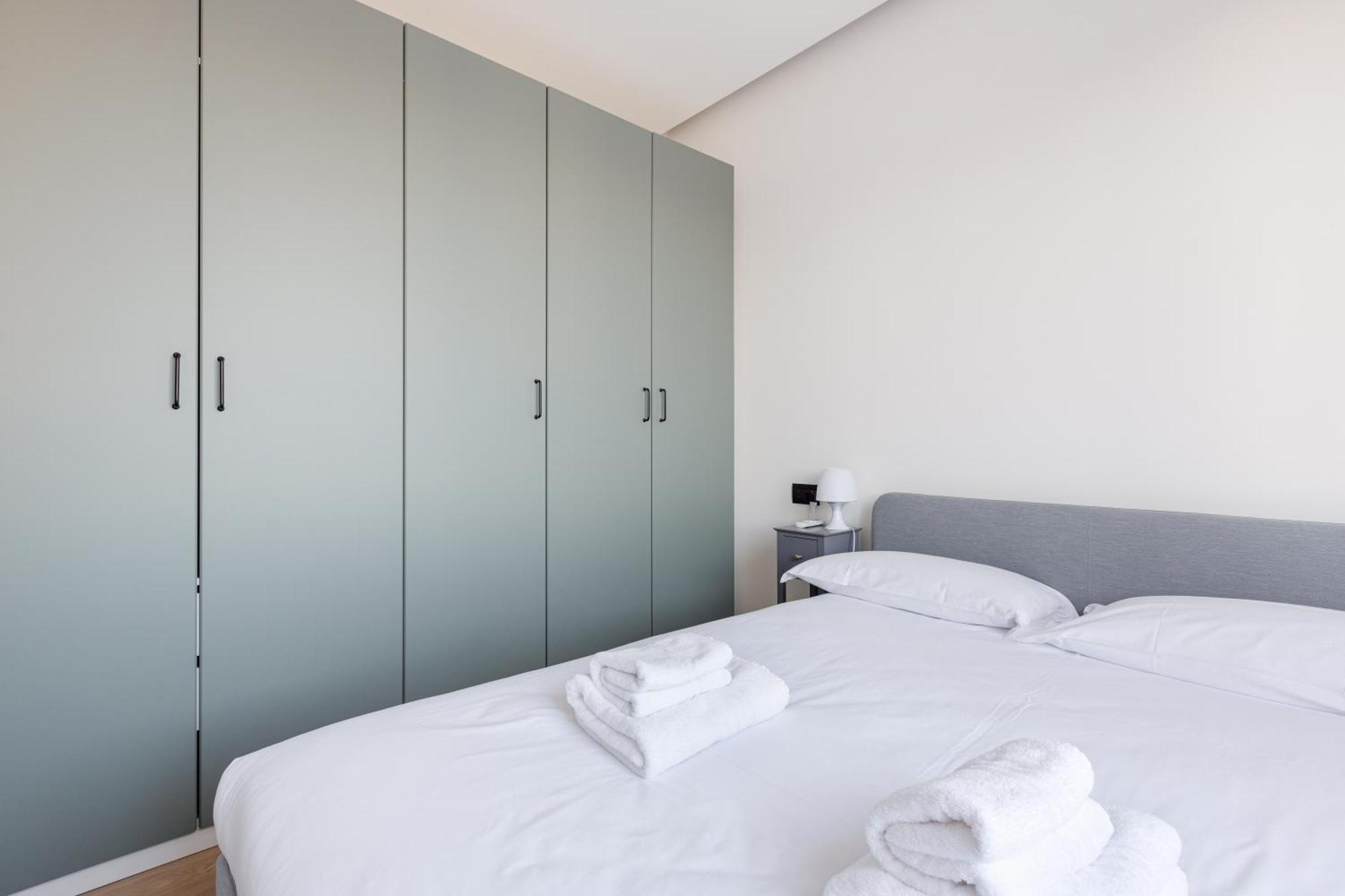 Milano Renovated Studio Apts Экстерьер фото