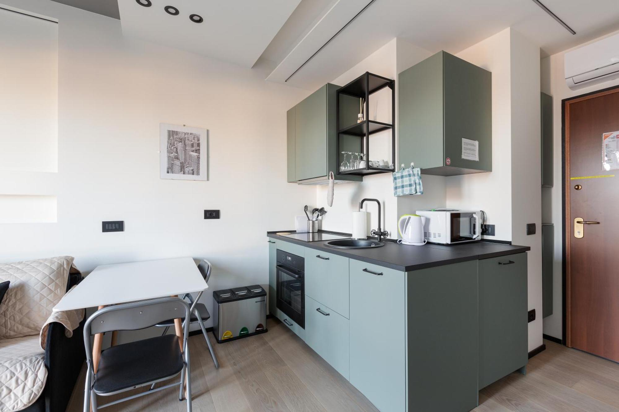 Milano Renovated Studio Apts Экстерьер фото